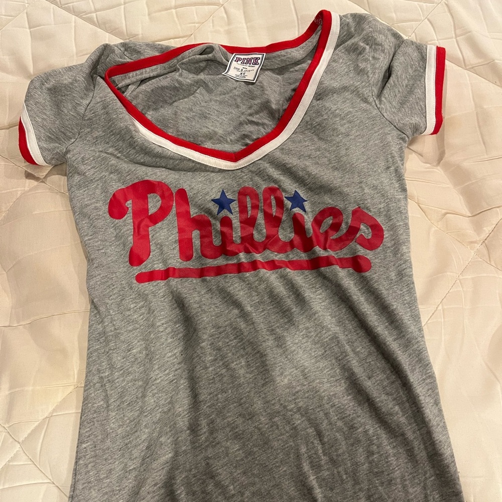PHILADELPHIA PHILLES shirt